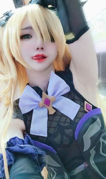 女教师在线播放